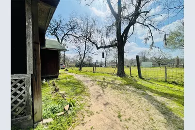 22177 Fm 359 Road, Hempstead, TX 77445 - Photo 16