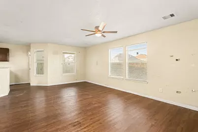 834 Darbydale Crossing Lane, Houston, TX 77090 - Photo 6