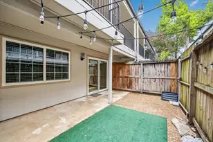12633 Memorial Dr, Houston, TX 77024 - Photo 2