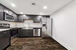 12633 Memorial Dr, Houston, TX 77024 - Photo 8