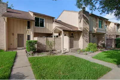 2916 Windchase Blvd, Houston, TX 77082 - Photo 1