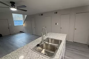 10001 Westpark Dr, Houston, TX 77042 - Photo 14