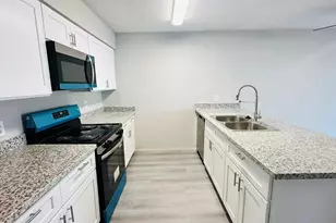 10001 Westpark Dr, Houston, TX 77042 - Photo 2