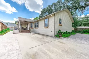 303 Baker Dr, Tomball, TX 77375 - Photo 6