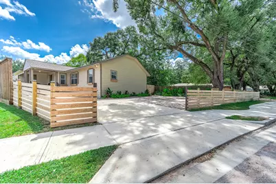 303 Baker Drive, Tomball, TX 77375 - Photo 2