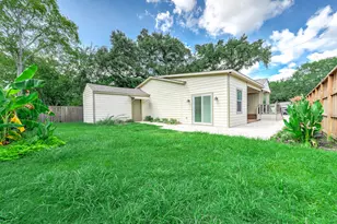 303 Baker Dr, Tomball, TX 77375 - Photo 32