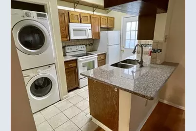 7575 Cambridge Street #2305, Houston, TX 77054 - Photo 4