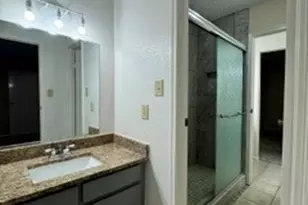 7575 Cambridge St, Houston, TX 77054 - Photo 16