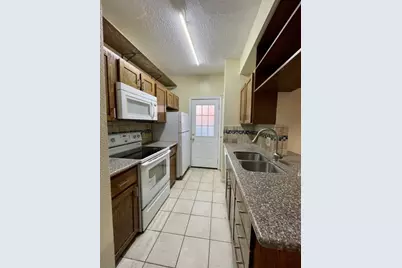 7575 Cambridge Street #2305, Houston, TX 77054 - Photo 8