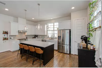 2816 Grand Fountains Drive #B, Houston, TX 77054 - Photo 8