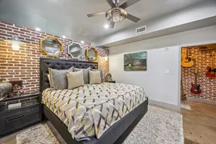 917 Main St, Houston, TX 77002 - Photo 4