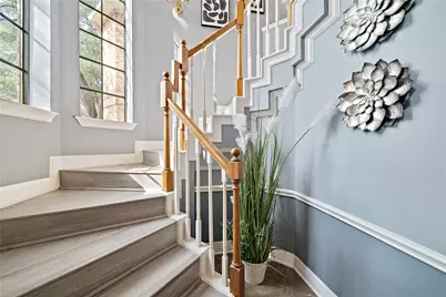 55 Bayou Pointe Drive, Houston, UT 77063 - Photo 8