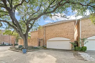 55 Bayou Pointe Dr, Houston, UT 77063 - Photo 38