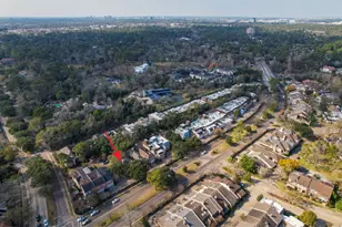 55 Bayou Pointe Dr, Houston, UT 77063 - Photo 40