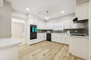 1502 Big Horn Dr, Houston, TX 77090 - Photo 2
