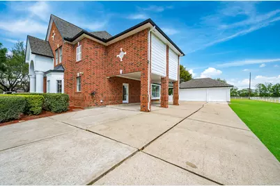 7211 Savannah Glen Lane, Richmond, TX 77469 - Photo 4