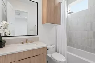 1513 McKee St, Houston, TX 77009 - Photo 28