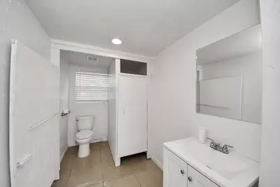 5303 Lyons Avenue #4, Houston, TX 77020 - Photo 10