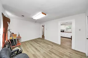 5303 Lyons Ave, Houston, TX 77020 - Photo 26