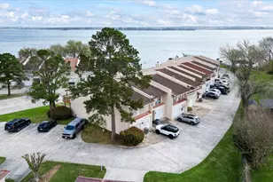 41 Regency Pt, Conroe, TX 77356 - Photo 2