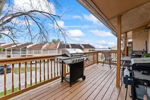 41 Regency Pt, Conroe, TX 77356 - Photo 12