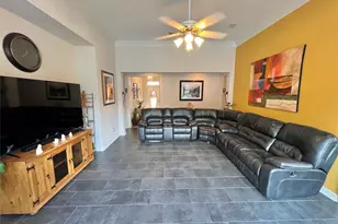 150 Cornelia Ln, Angleton, TX 77515 - Photo 12