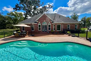 150 Cornelia Ln, Angleton, TX 77515 - Photo 34