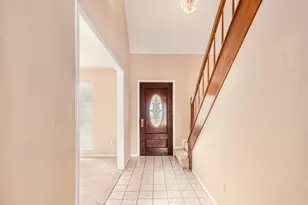 15014 Hollydale Dr, Houston, TX 77062 - Photo 4