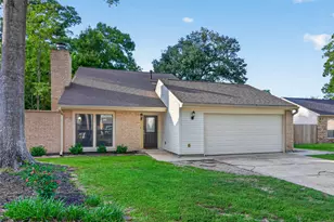 3119 Silver Falls Dr, Kingwood, TX 77339 - Photo 2