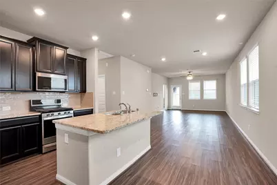 18821 Amaro Hills Drive, New Caney, TX 77357 - Photo 4