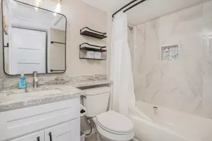 6102 Seawall Blvd, Galveston, TX 77551 - Photo 10