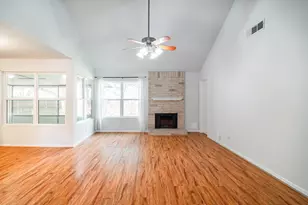 3006 Whetrock Ln, Sugar Land, TX 77479 - Photo 4