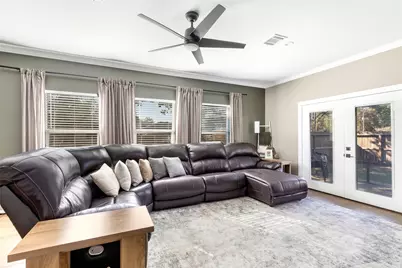 2201 Maple Avenue, Liberty, TX 77575 - Photo 16