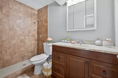 1910 Coupland Drive, La Porte, TX 77571 - Photo 16