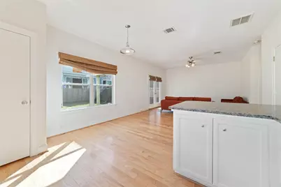 826 E 40th Street, Houston, TX 77022 - Photo 12