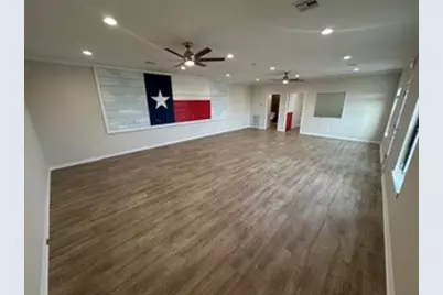 1013 Highway 87, Crystal Beach, TX 77650 - Photo 22