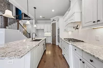 1628 Longwood Glen Lane, Friendswood, TX 77546 - Photo 8