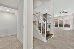 4720 Post Oak Timber Dr, Houston, TX 77056 - Photo 6