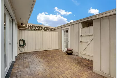6403 Burgoyne Road #7, Houston, TX 77057 - Photo 32