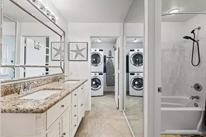 8111 Broadway Street #4, Galveston, TX 77554 - Photo 26