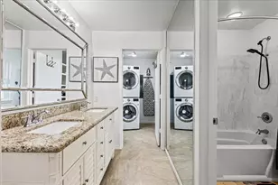 8111 Broadway St, Galveston, TX 77554 - Photo 26
