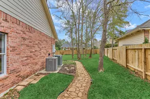 7 Vincent Ct, The Woodlands, TX 77382 - Photo 42