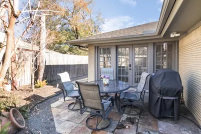 11010 Cedarhurst Drive, Houston, TX 77096 - Photo 18