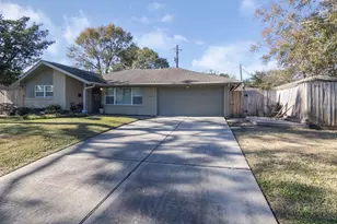 11010 Cedarhurst Dr, Houston, TX 77096 - Photo 22