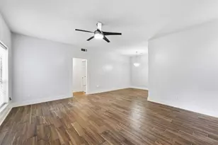 9707 Richmond Ave, Houston, TX 77042 - Photo 4
