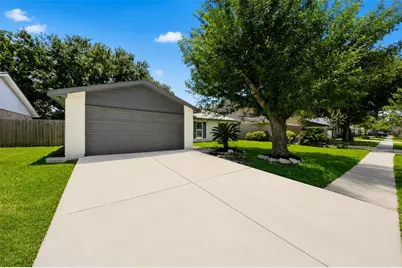 10431 Long River Drive, Sugar Land, TX 77498 - Photo 16