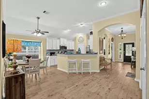 12203 Mustang Ave, Willis, TX 77378 - Photo 10