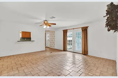 3019 Rockarbor Drive, Houston, TX 77063 - Photo 4