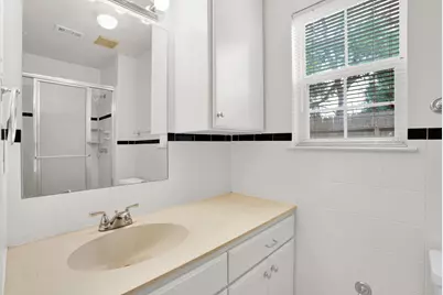 3019 Rockarbor Drive, Houston, TX 77063 - Photo 16