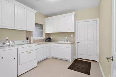 13250 Fm 830, Willis, TX 77318 - Photo 16